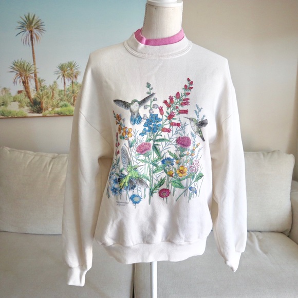 Vintage Sweaters - Morning star humming birds and flowers sweater